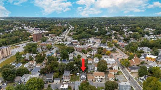 15 Redfern Street, North Providence, ロードアイランド 02911, アメリカ合衆国