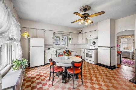 15 Redfern Street, North Providence, ロードアイランド 02911, アメリカ合衆国