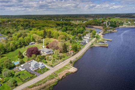 2386 Pleasant Street, Dighton, Massachusetts 02715, USA