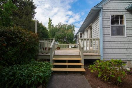 770 Tuckertown Road, South Kingstown, Rhode Island 02879, USA