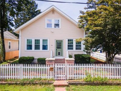 259 Holmes Road, ワーウィック, ロードアイランド 02888, アメリカ合衆国