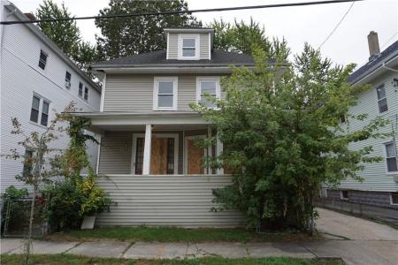 208 CALIFORNIA Avenue, Providence, RI 02905, USA