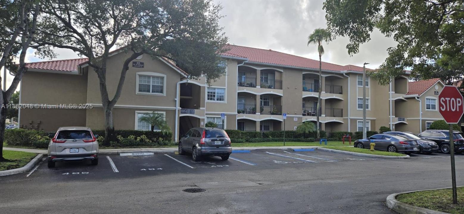 215 SW 117th Ter 14104, Pembroke Pines, フロリダ 33025, アメリカ合衆国
