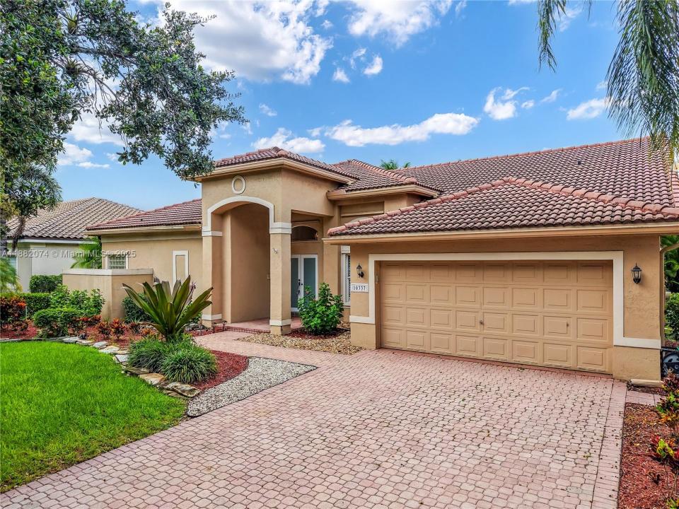 10337 NW 53rd Ct, Coral Springs, Floryda 33076, USA
