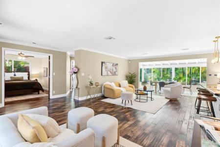 8 NE 29th St, Wilton Manors, פלורידה 33334, ארצות הברית של אמריקה 