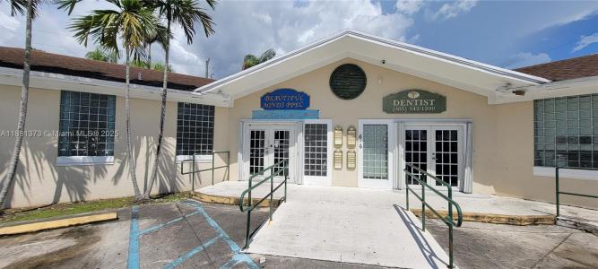 646 W Palm Dr, Florida City, Флорида 33034, Соединенные Штаты