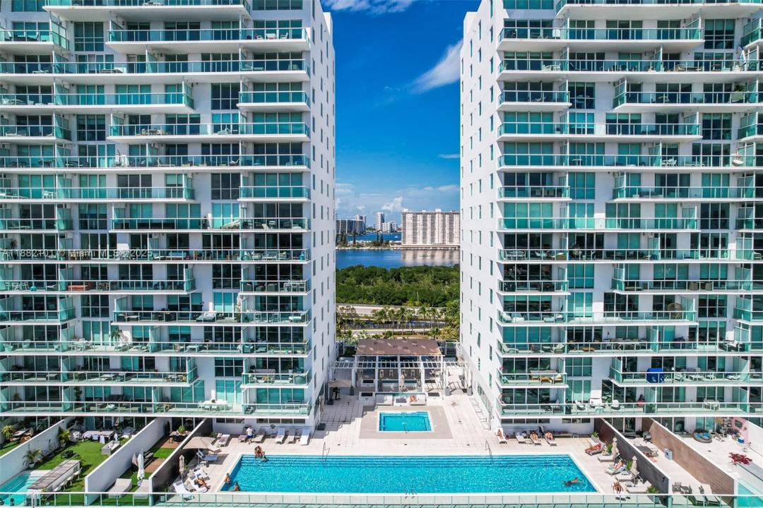 400 Sunny Isles Blvd 920, Sunny Isles Beach, 佛罗里达州 33160, 美国