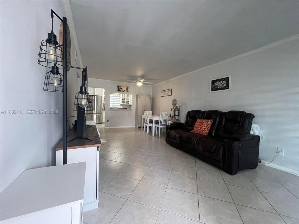 5387 SW 40th Ave 103, Dania Beach, Floride 33314, États-Unis