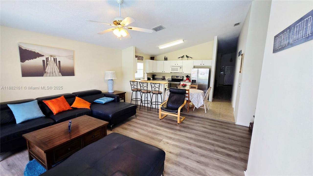 550 Castlemain Cir, Davenport, Flórida 33897, Estados Unidos