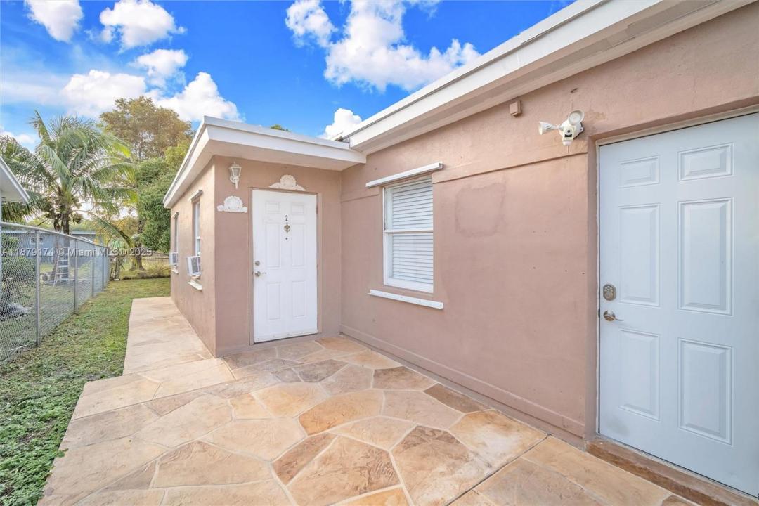 115 NW 28th Ave 1, Fort Lauderdale, Florida 33311