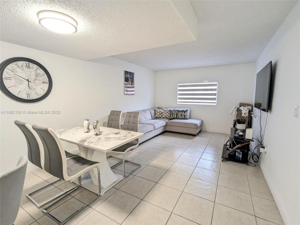 8249 SW 149th Ct 6-206, Miami, フロリダ 33193, アメリカ合衆国