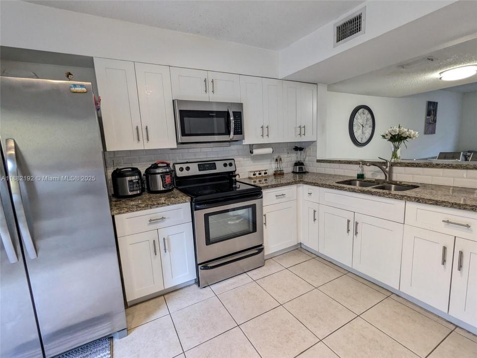 8249 SW 149th Ct 6-206, Miami, フロリダ 33193, アメリカ合衆国