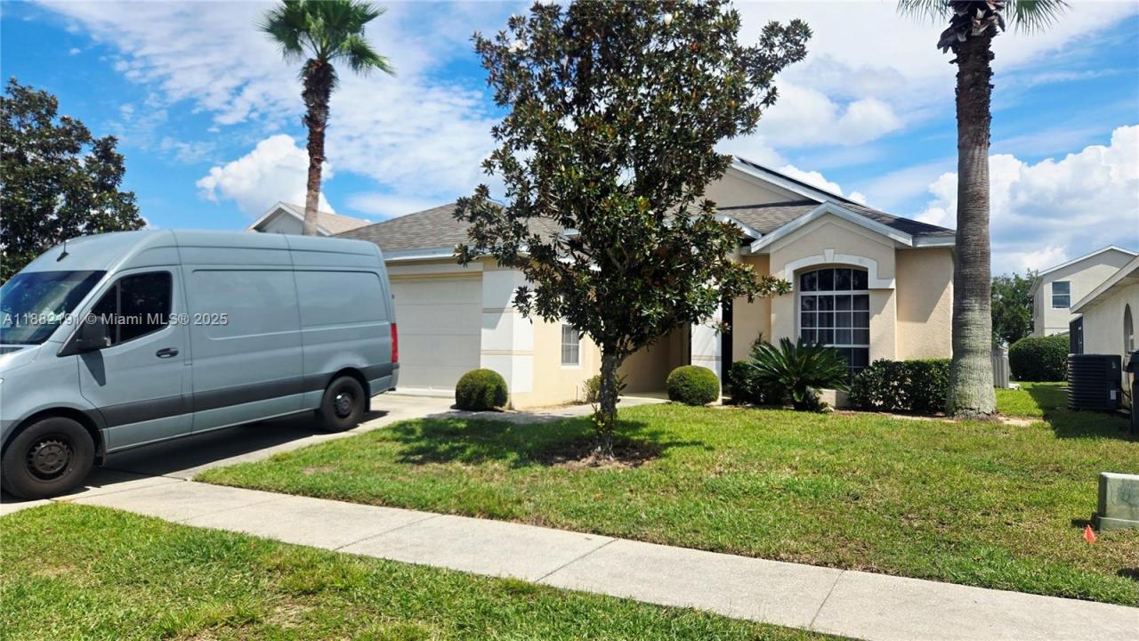 915 Lockbreeze Dr, Davenport, פלורידה 33897, ארצות הברית של אמריקה 