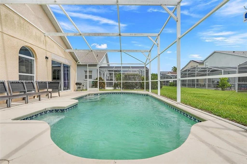 915 Lockbreeze Dr, Davenport, פלורידה 33897, ארצות הברית של אמריקה 