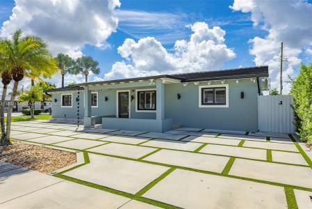 11800 SW 35th St, Miami, Florida 33175, USA