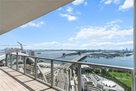 1100 Biscayne Blvd 3404, Miami, Florida 33132, USA