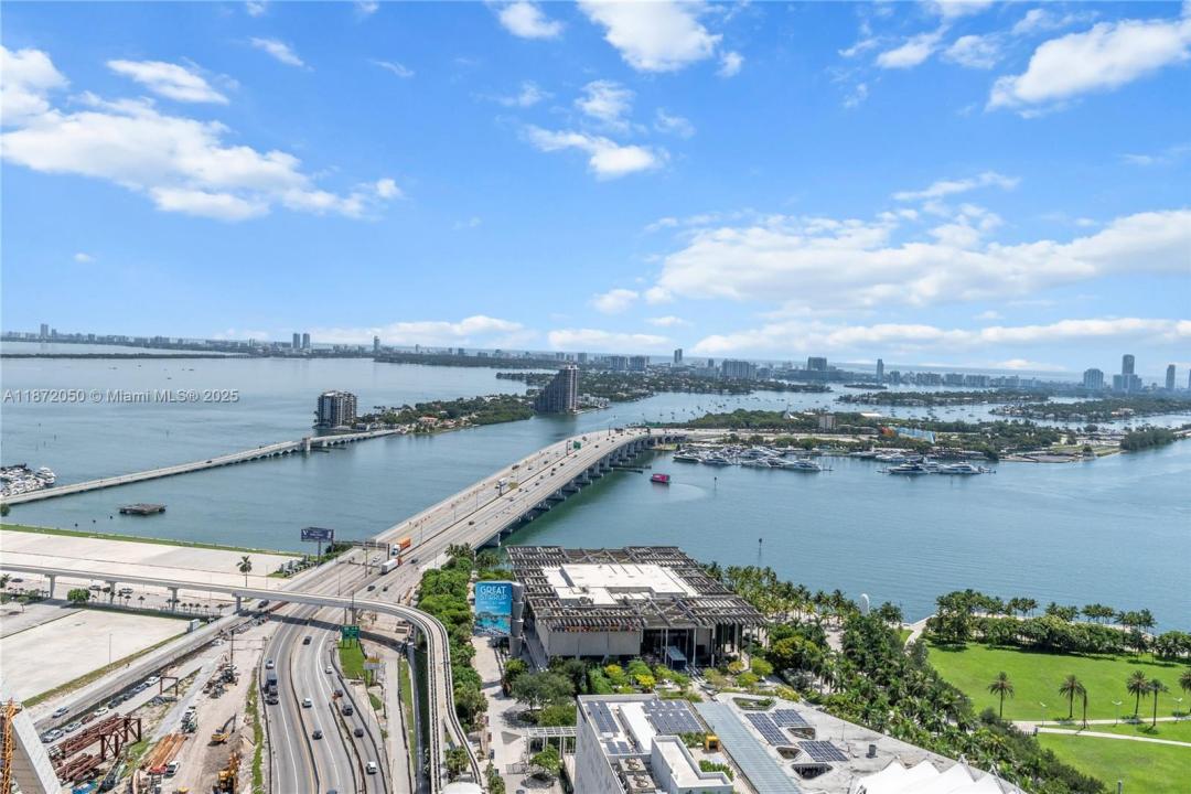 1100 Biscayne Blvd 3404, Miami, フロリダ 33132, アメリカ合衆国