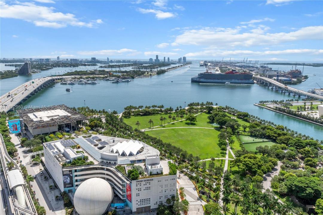 1100 Biscayne Blvd 3404, Miami, フロリダ 33132, アメリカ合衆国