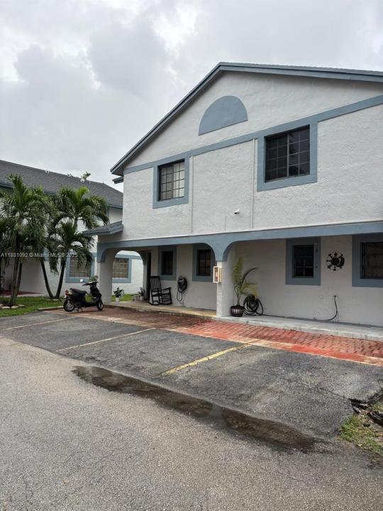 1405 SW 122nd Ave 10-13, Miami, Флорида 33184, Соединенные Штаты