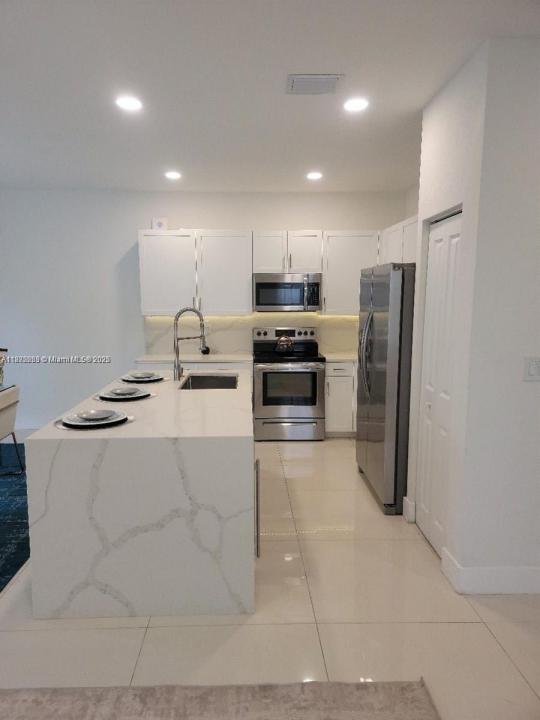 796 NE 208th Ter 796, Miami Gardens, Florida 33179, Amerika Birleşik Devletleri