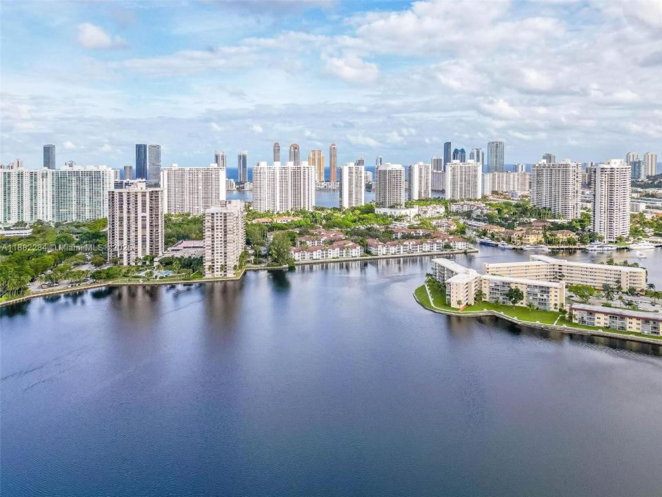 18061 Biscayne Blvd 1701, Aventura, Флорида 33160, Соединенные Штаты