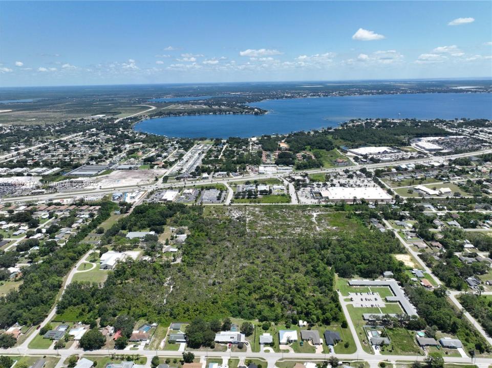 530 Lotus, Sebring, Floride 33872, États-Unis