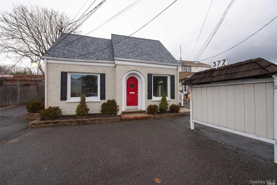 377 Fort Salonga, Huntington, New York 11768