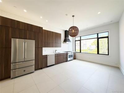 333 Tompkins Avenue, ニューヨーク, ニューヨーク 11216, アメリカ合衆国