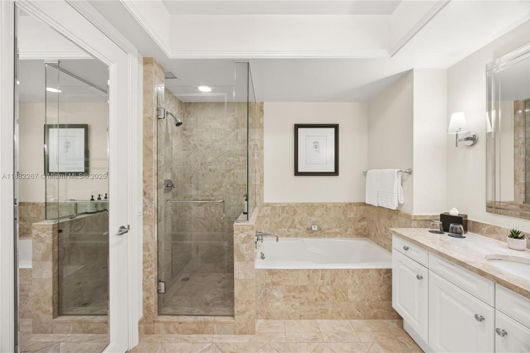 1435 Brickell Ave 3203, Miami, Florida 33131, Estados Unidos