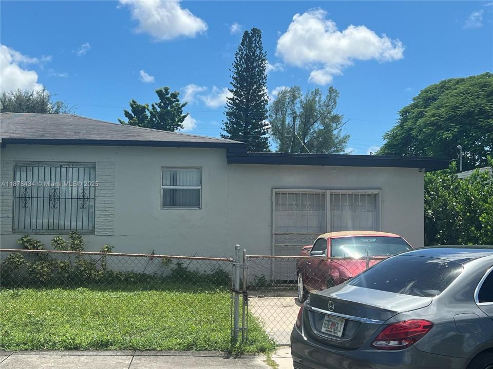 3100 NW 70th St, Miami, Florida 33147, Estados Unidos