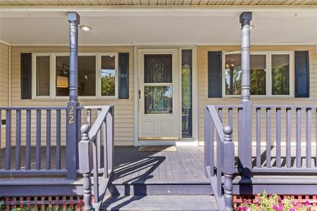 22 Mayfield Road, Barrington, Род Айленд 02806, Соединенные Штаты