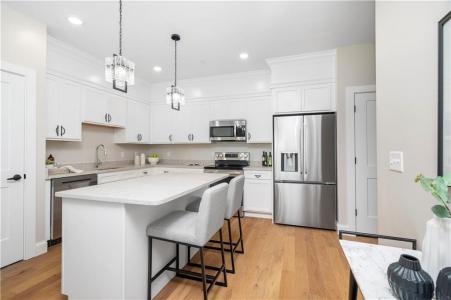 36 Old Louisquisset Pike 206, North Smithfield, Rhode Island 02896, HOA KỲ