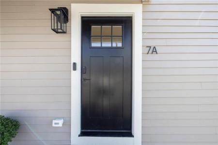 7 Sheffield Avenue A, Newport, Rhode Island 02840, USA