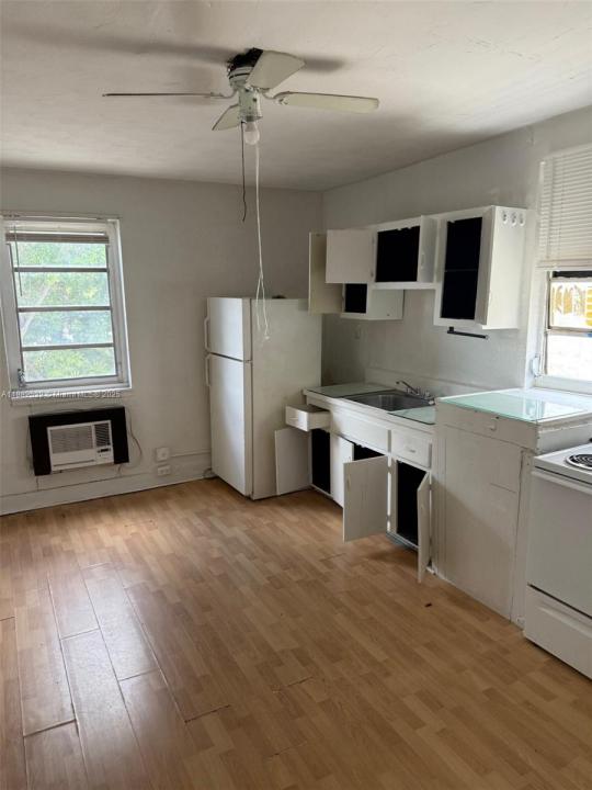 5 N Federal Hwy 1, Dania Beach, פלורידה 33004, ארצות הברית של אמריקה