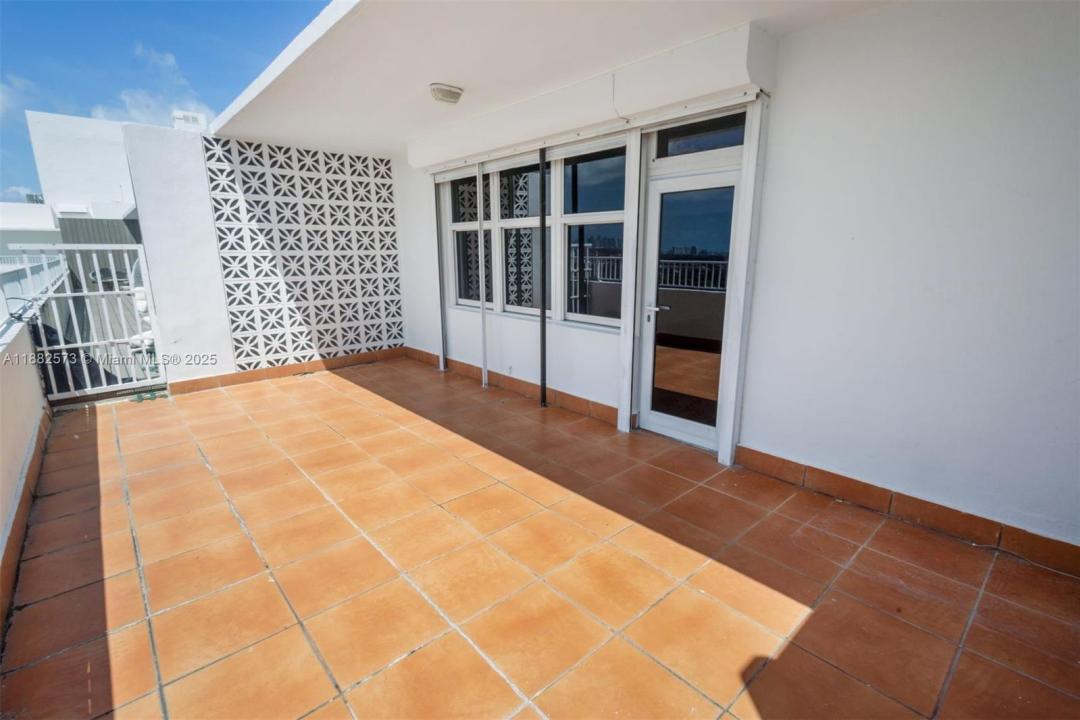 4747 Collins Ave PH04, Miami Beach, Florida 33140