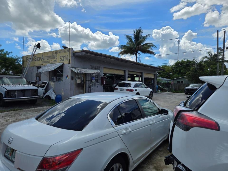 5314 Pembroke Rd, West Park, Florida 33021, HOA KỲ