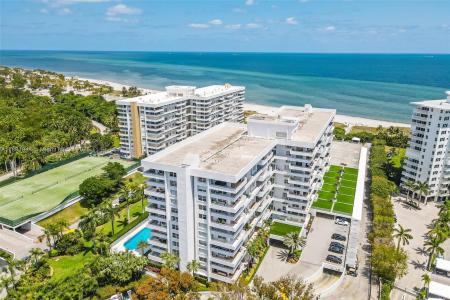 155 Ocean Lane Dr 300, Key Biscayne, Florida 33149, USA