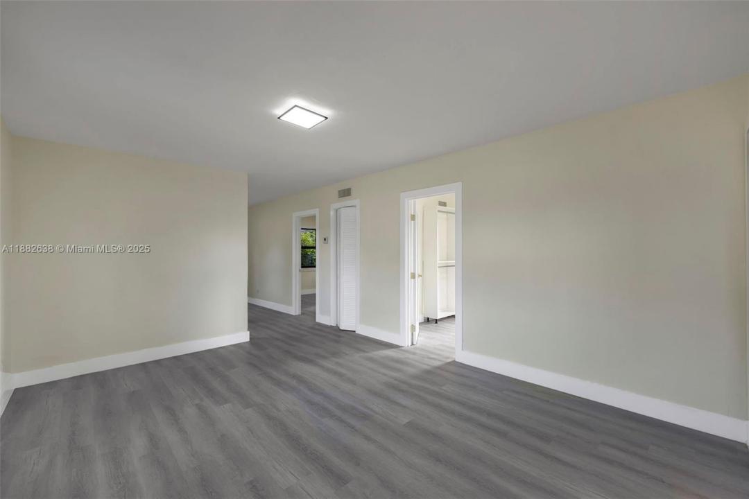 783 E 17th St, Hialeah, Florida 33010, Stati Uniti