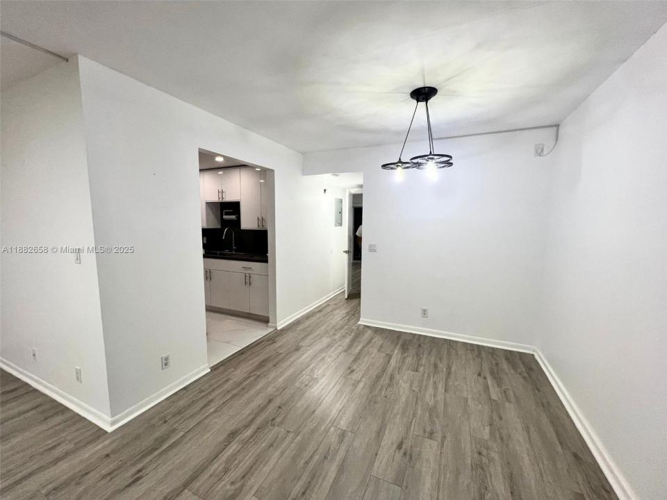 200 SW 132nd Way 203L, Pembroke Pines, フロリダ 33027, アメリカ合衆国
