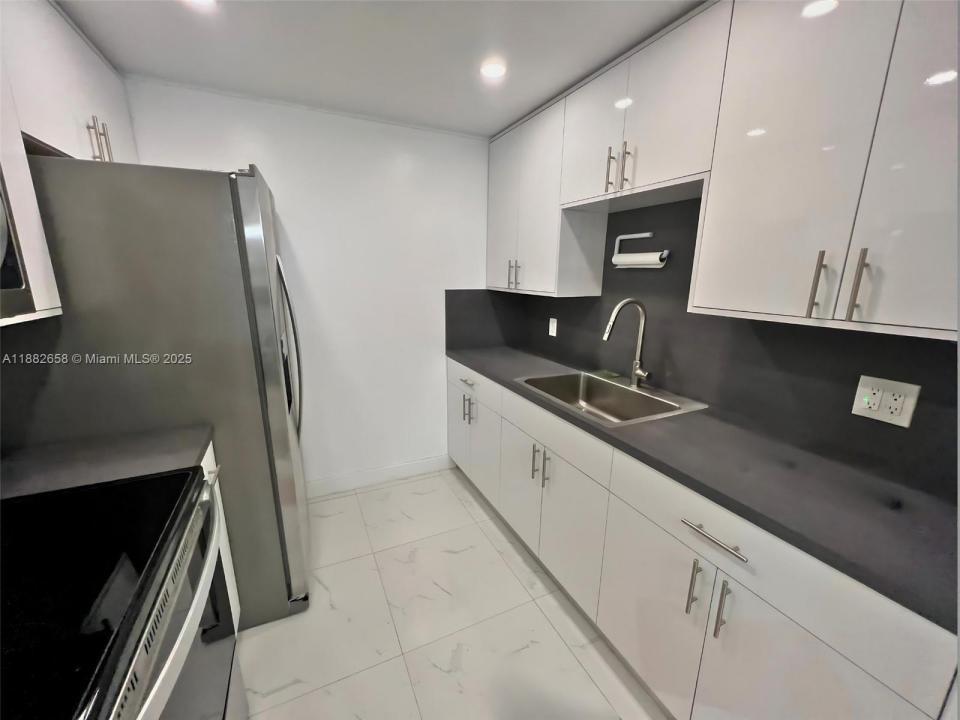 200 SW 132nd Way 203L, Pembroke Pines, フロリダ 33027, アメリカ合衆国