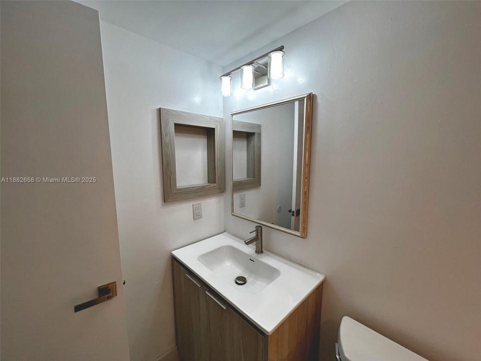 200 SW 132nd Way 203L, Pembroke Pines, フロリダ 33027, アメリカ合衆国