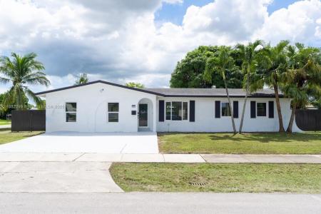 11872 SW 196th Ter, Miami, Florida 33177, USA