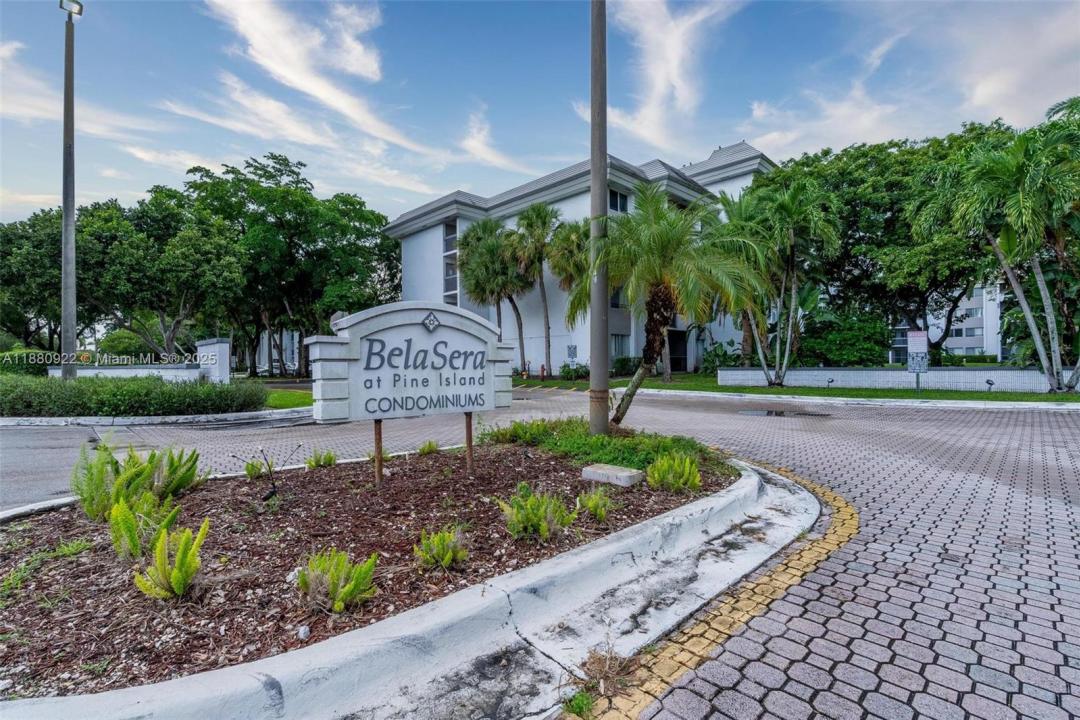 711 N Pine Island Rd 410, Plantation, フロリダ 33324, アメリカ合衆国