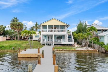 25 VIP Island Unit A, Grant Valkaria, Florida 32949, USA