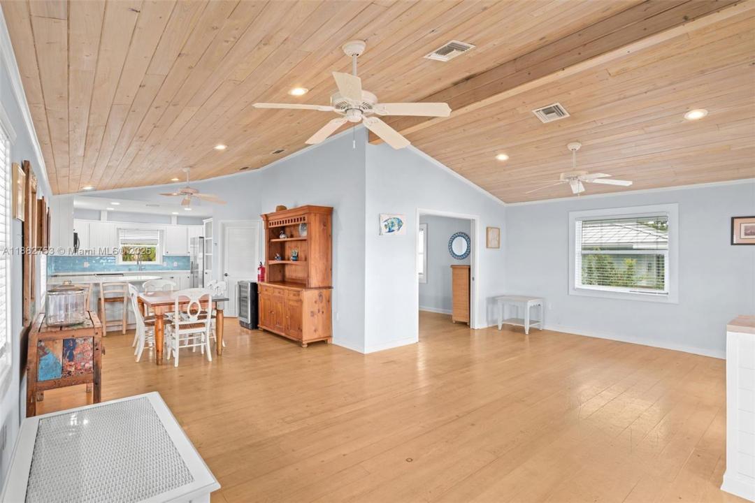 25 VIP Island Unit A, Grant Valkaria, Florida 32949, Estados Unidos