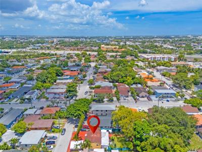 811 NW 24th ct, Miami, Florida 33125, USA