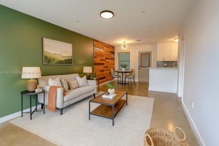 2222 Jackson St 4E, Hollywood, Florida 33020, USA