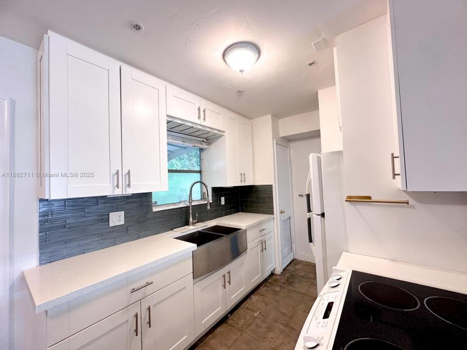 2222 Jackson St 4E, Hollywood, フロリダ 33020, アメリカ合衆国