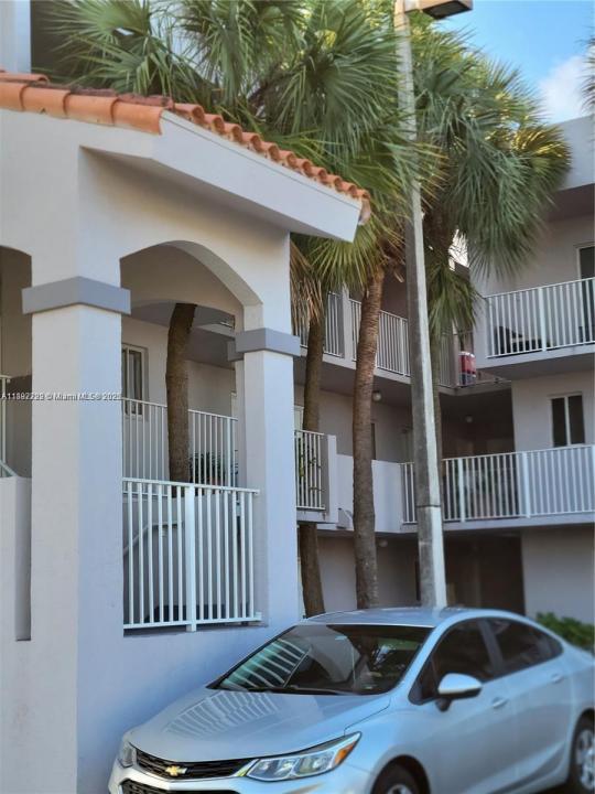 2680 W 76 Street 204, Hialeah, 佛罗里达州 33016, 美国