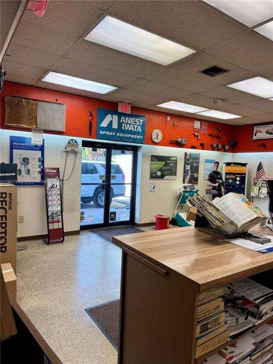 7840 NW 58th St, Doral, Flórida 33166, Estados Unidos